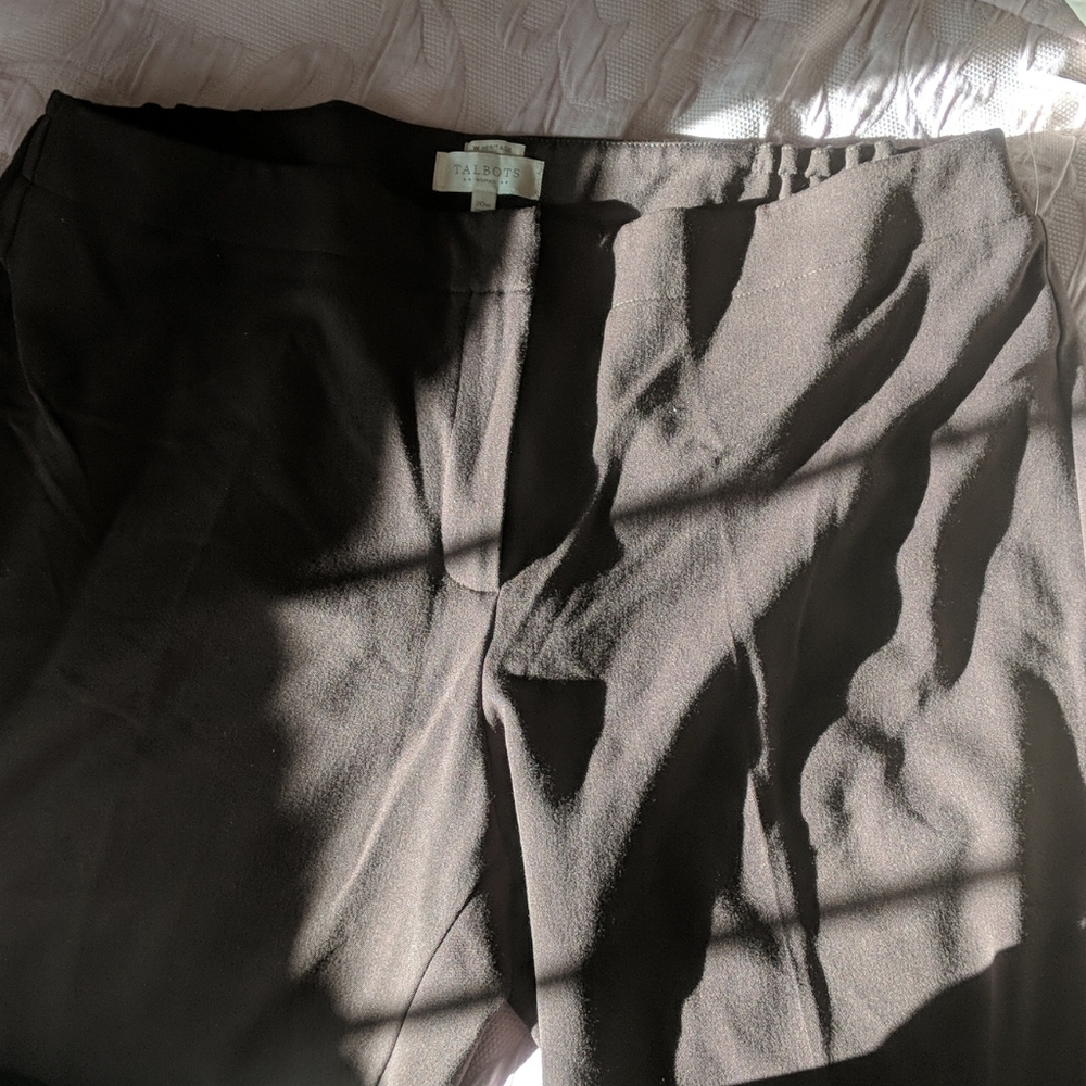 Wide legged pants